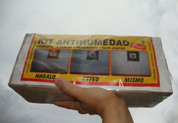 Placas Antihumedad Plaquia - Cada caja contiene 8 placas de 0,60 x 0,30  (Equivalente a 1,44 mt2)